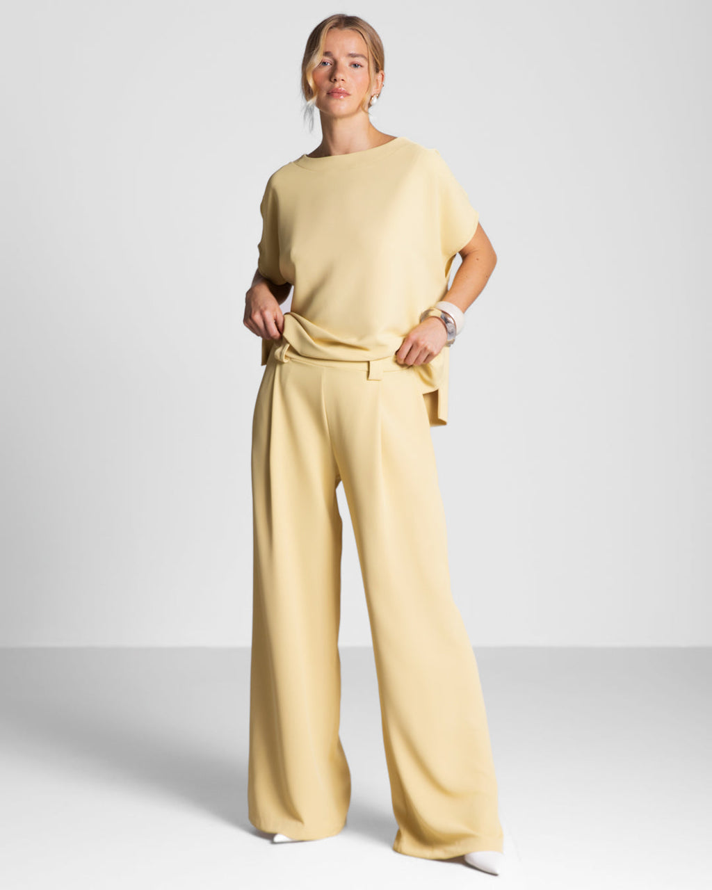 Gabriella Pleated Elastic Waist Trousers | Pastel Yellow