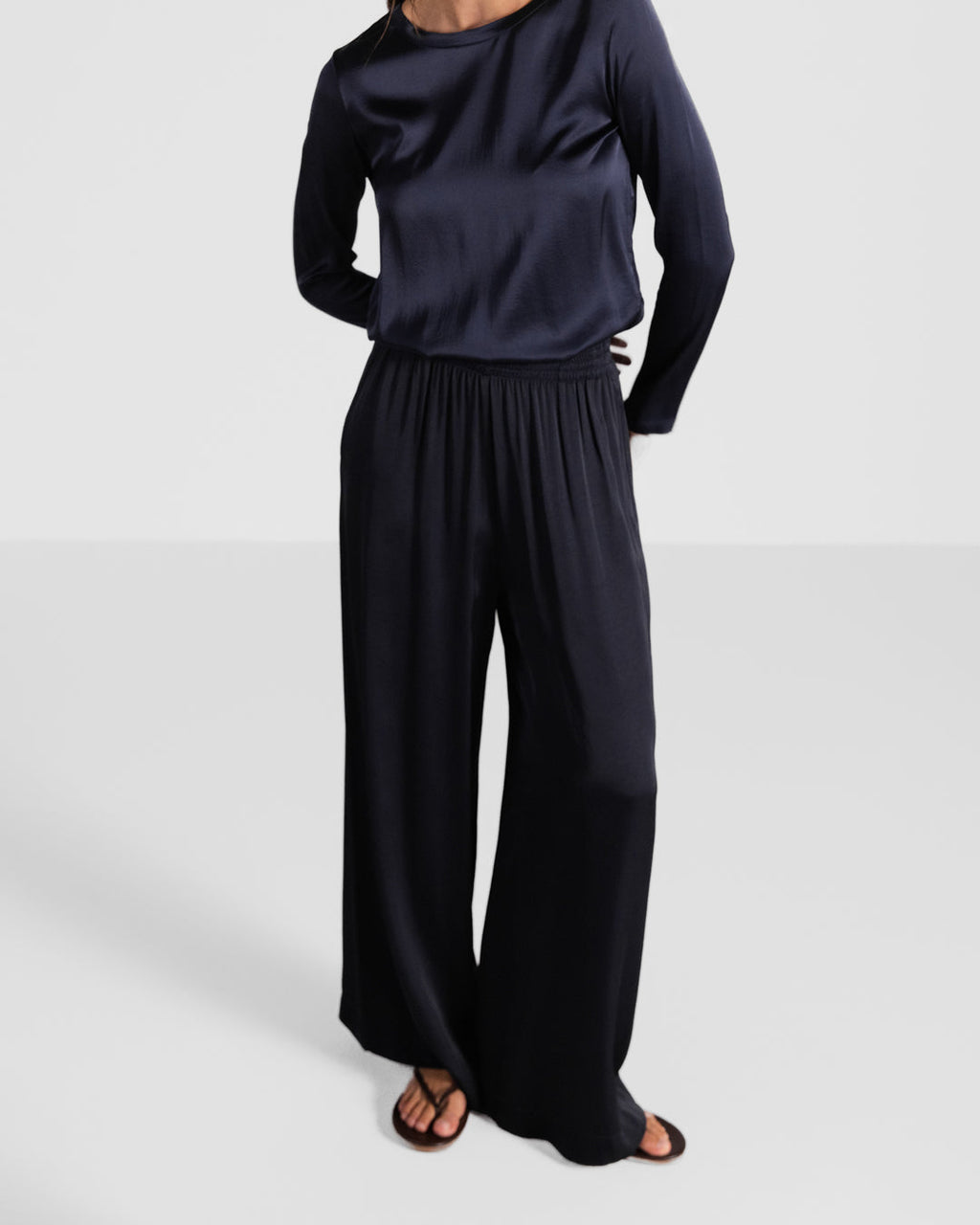Daisy Elastic Waist Satin Pants | Navy