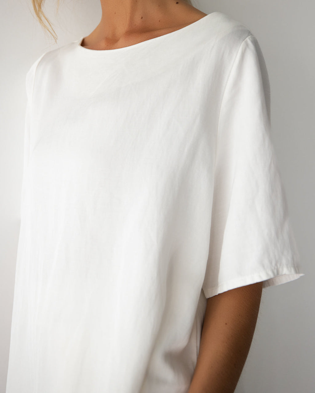 Esther Boxy Tee | White