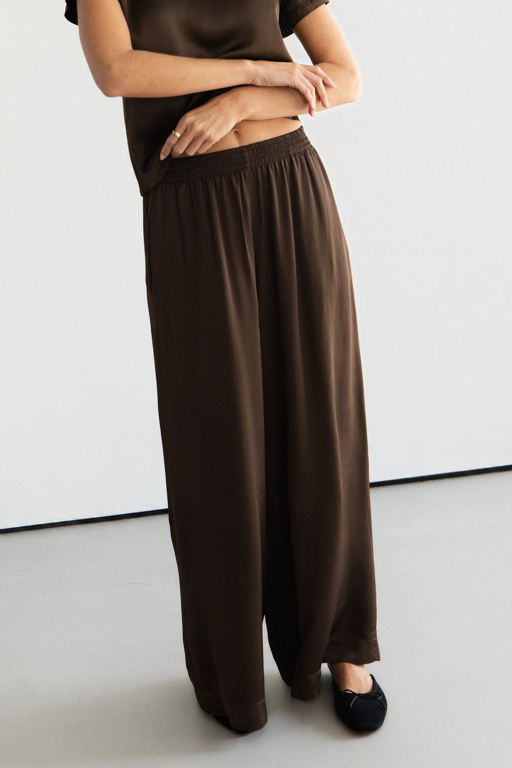Daisy Elastic Waist Satin Pants | Chocolate Brown