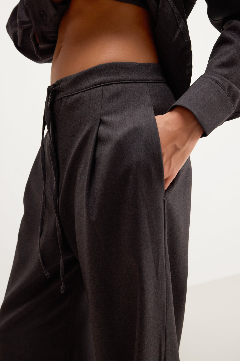 Ellis Trousers | Charcoal