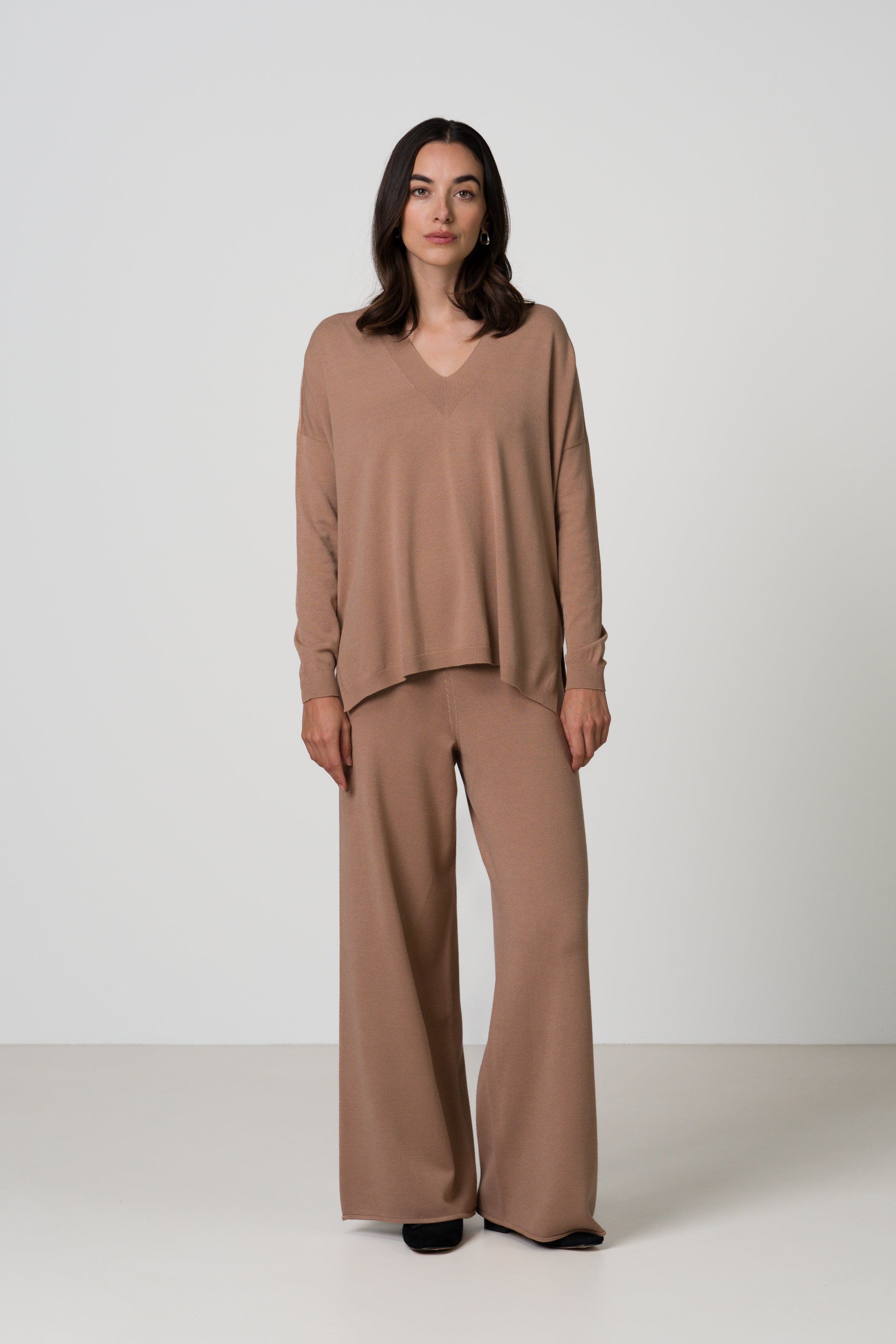 Kaia Elastic Waist Pants | Chestnut Brown | Fine Knit