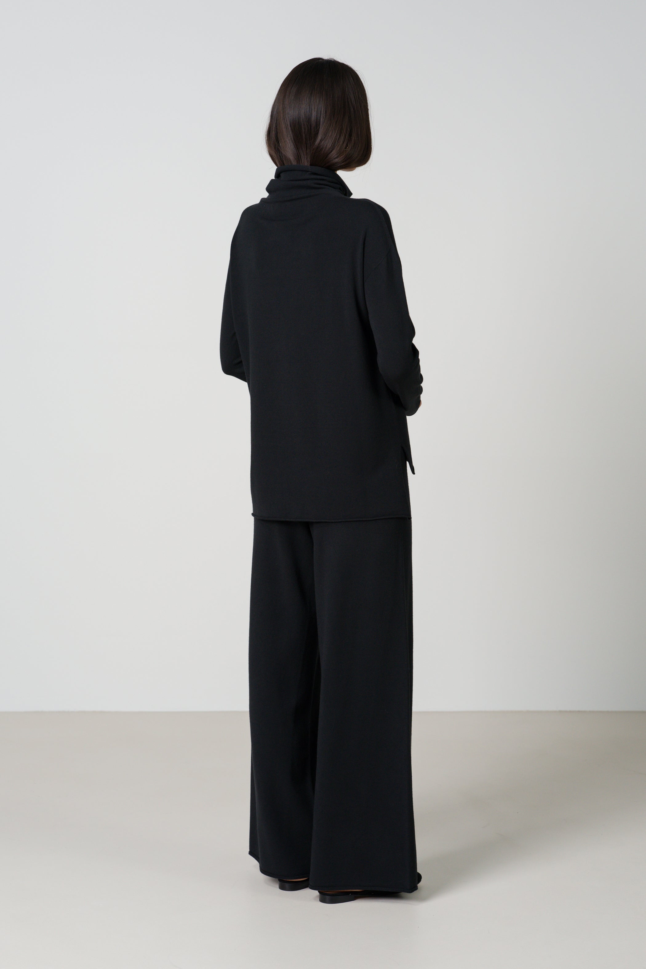 Kaia Roll Neck | Black | Fine Knit