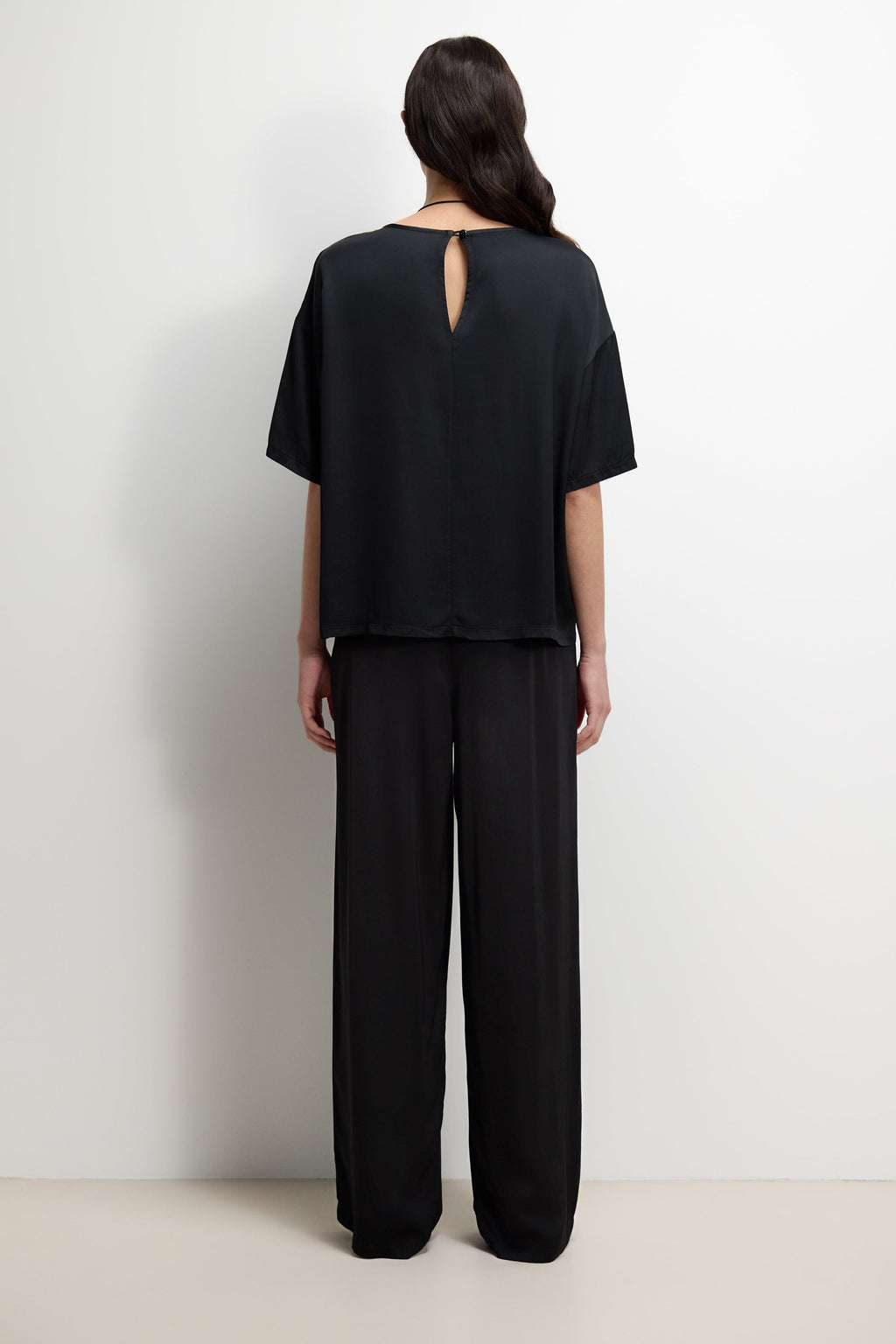 Mila Back Slit Satin Top | Black