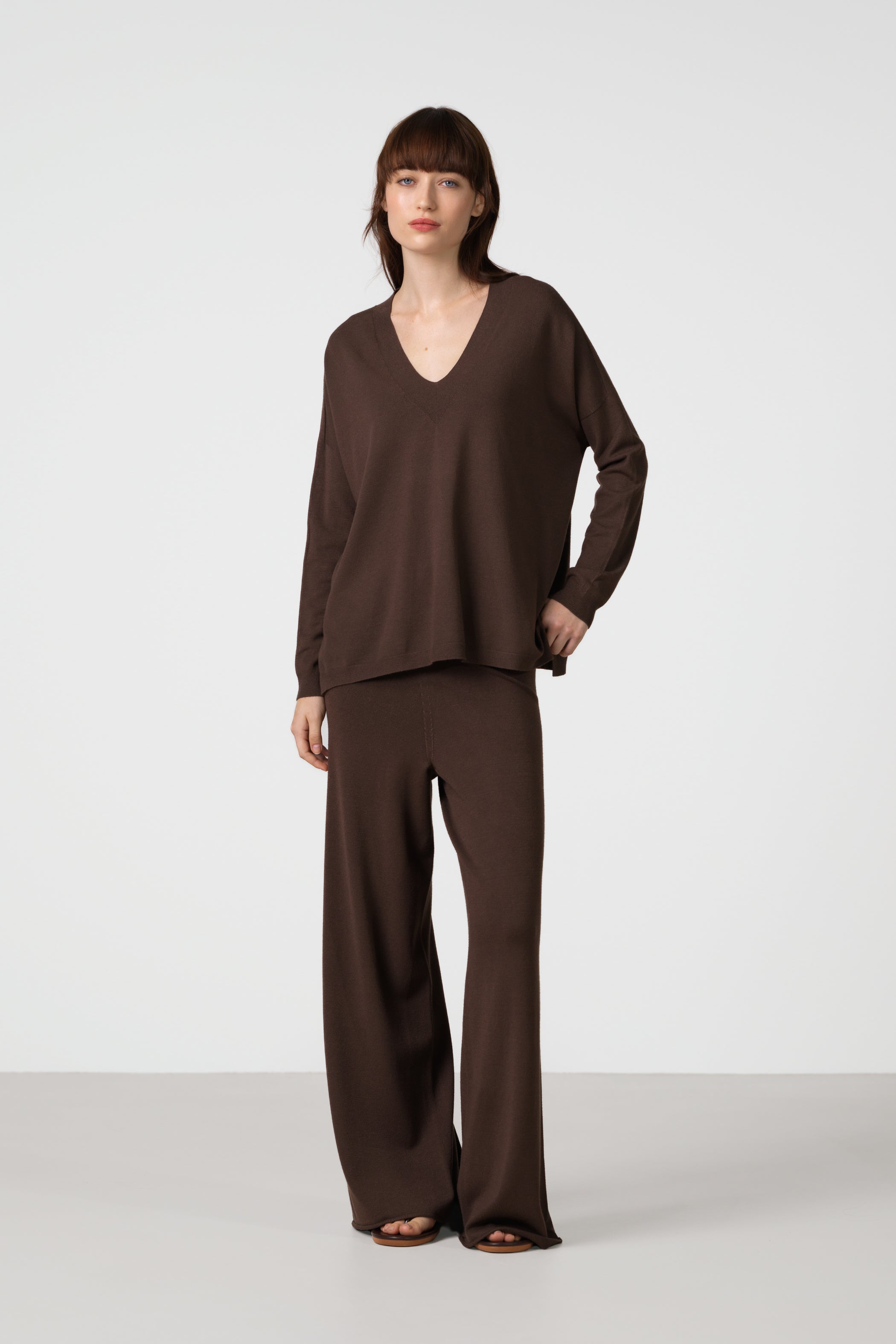 Layla V Neck Sweater | Chocolate Brown | Fine Knit