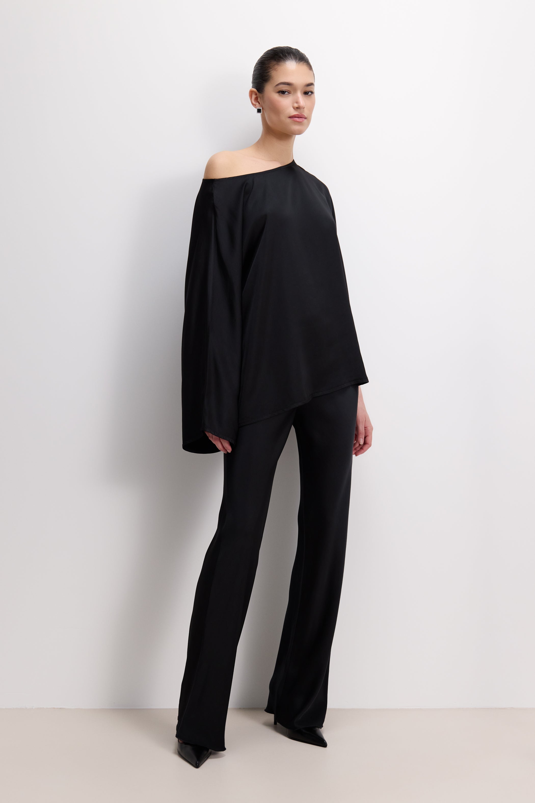 Arlet Wide Sleeve Boatneck | Black