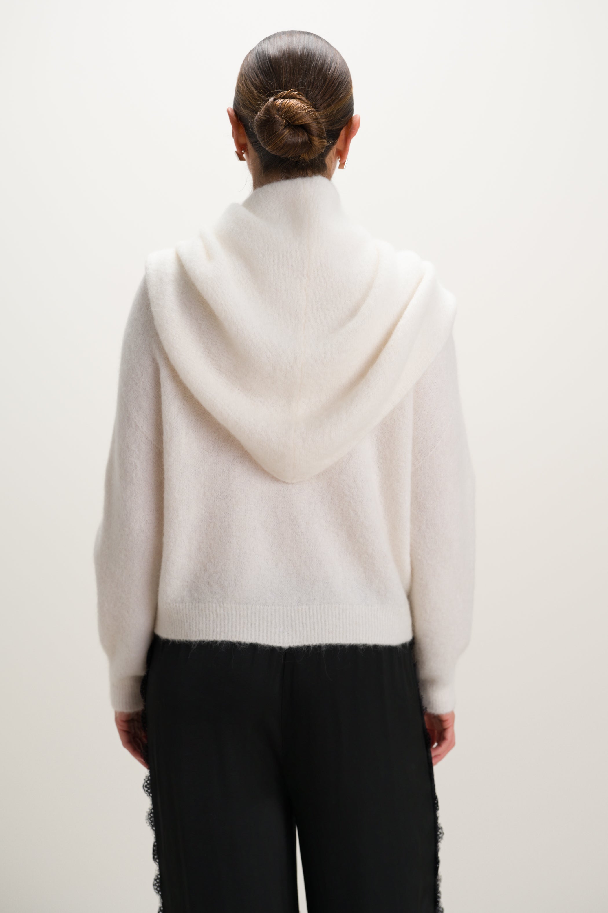 Evie Triangle Maxi Scarf | Ivory | Alpaca-Wool Blend