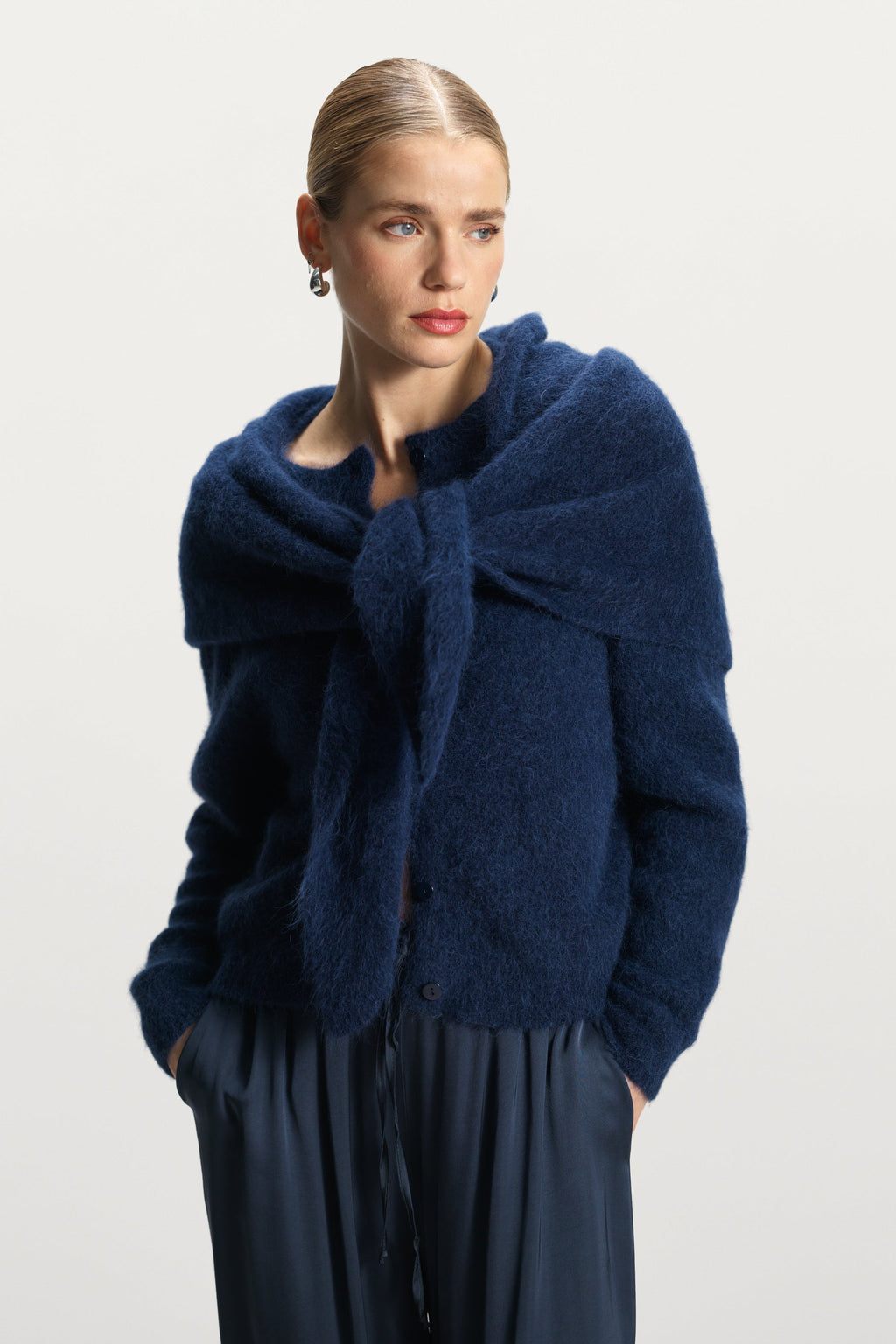 Evie Triangle Maxi Scarf | Navy | Alpaca-Wool Blend