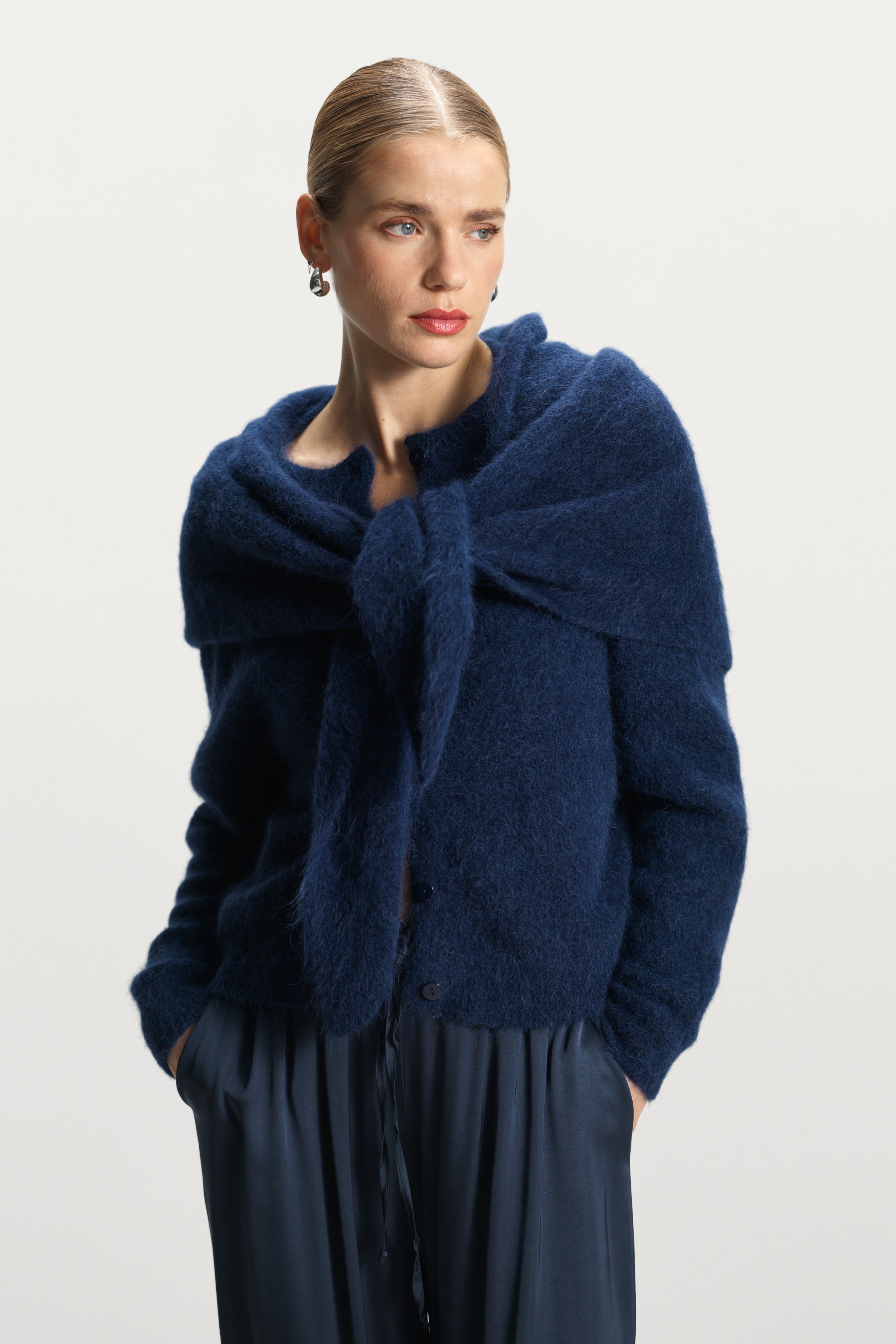 Evie Triangle Maxi Scarf | Navy | Alpaca-Wool Blend